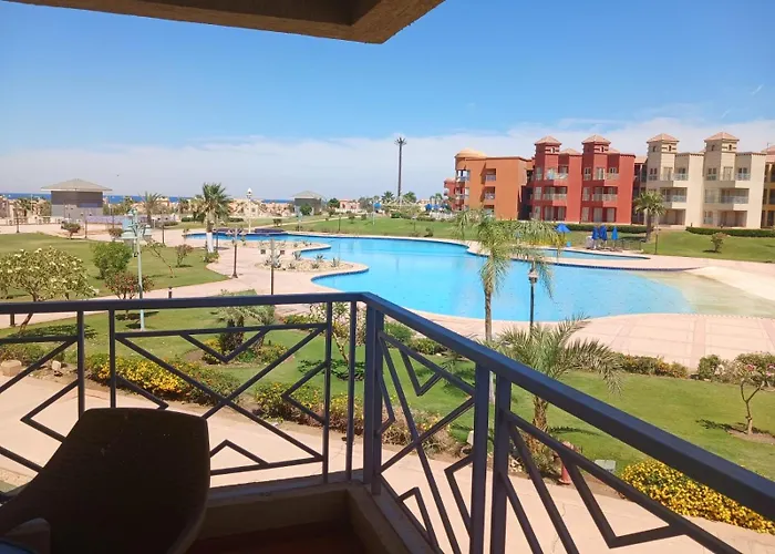 بورتو السخنه الواتر فرونت Chalet Ain Sukhna