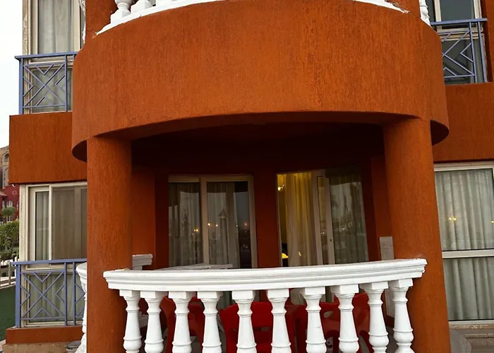 بورتو السخنه الواتر فرونت Chalet Ain Sukhna
